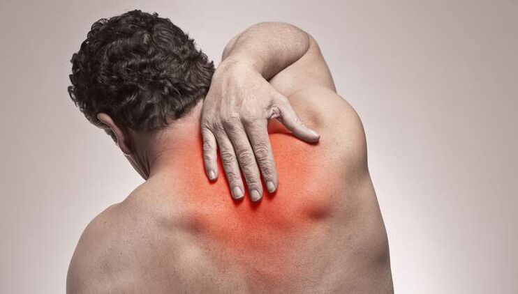 back pain in shoulder area